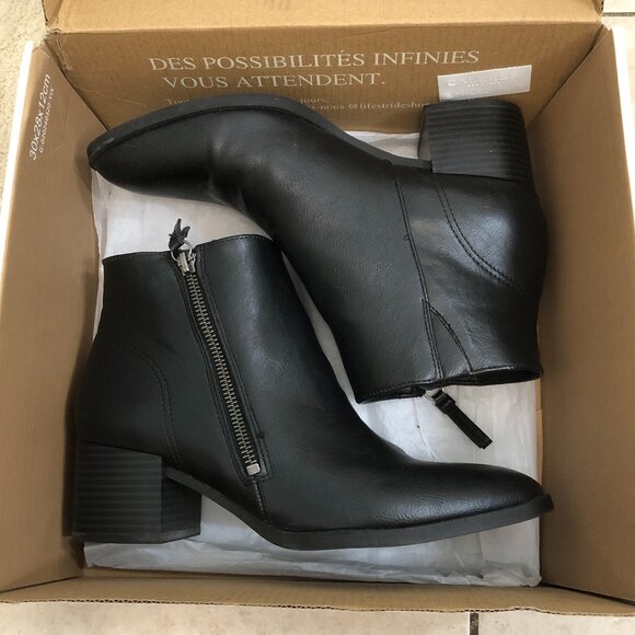 Size 8 - LifeStride Dynasty Ankle Bootie - Black - 2" block heel  - Side zipper - Picture 1 of 10
